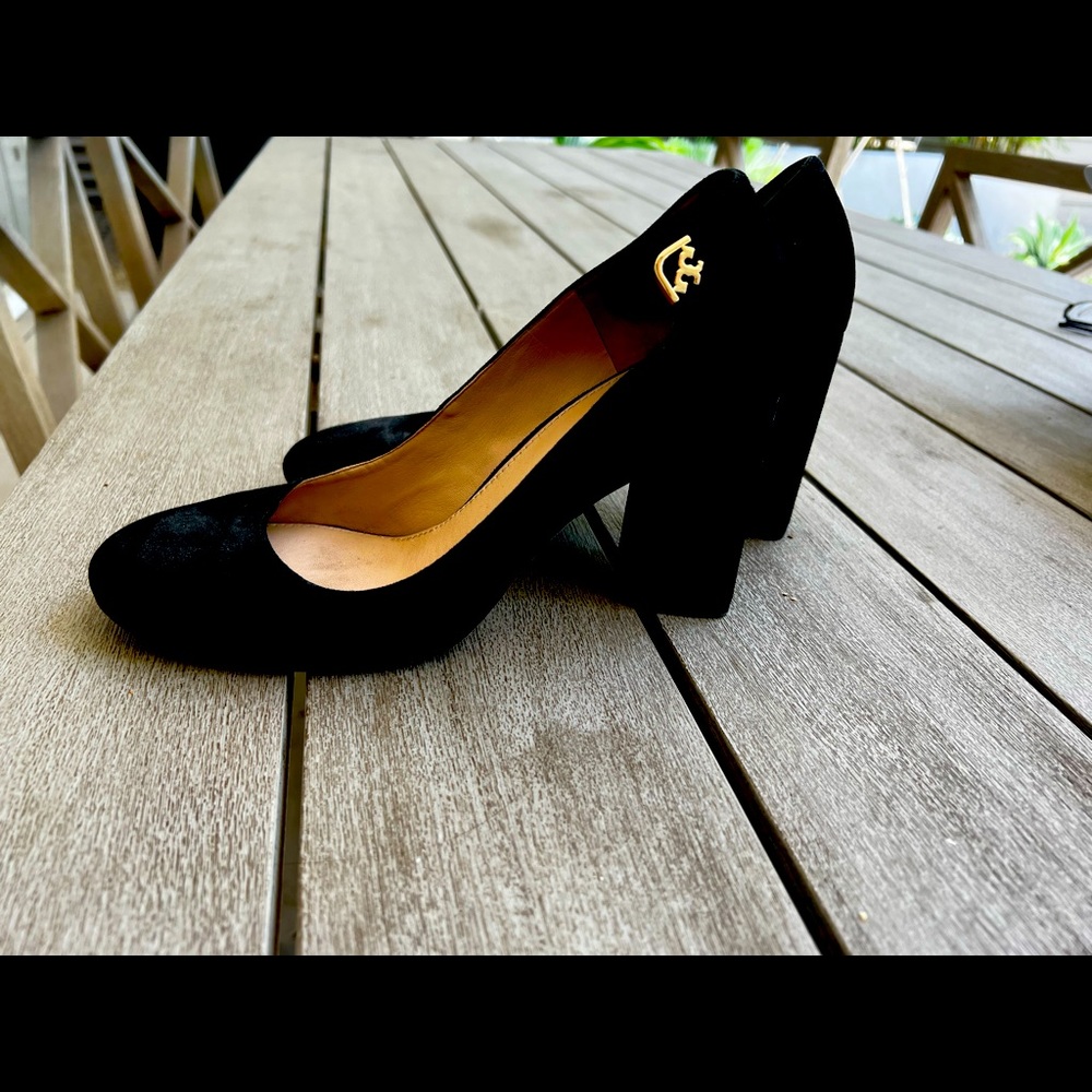 Tory Burch black suede pumps, in really good shape